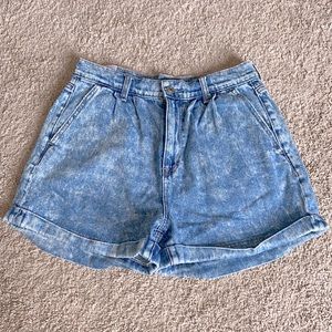 American Eagle High Waisted Mom Shorts